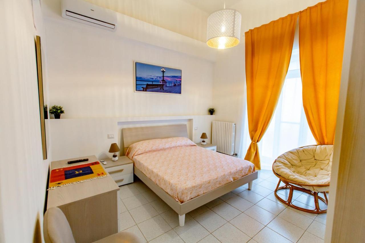 Antonella Home B&B Bari Extérieur photo